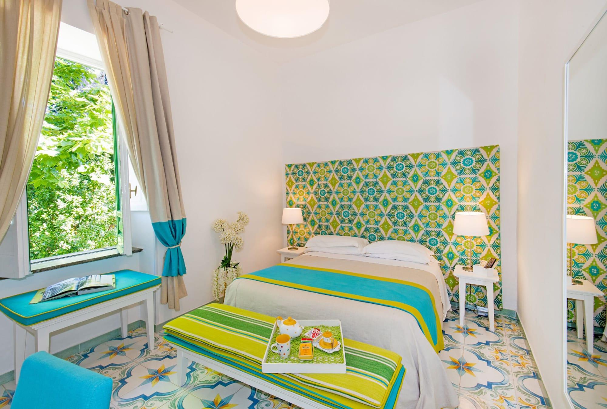 Relais Correale Rooms&garden Couette-café