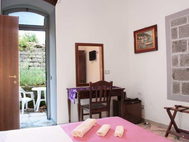 Relais Correale Rooms&garden Couette-café 3*